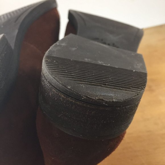 Clark Brown Rust Suede Ankle Booties Boots Shoe Size 6.5 Slip in on - Picture 8 of 10